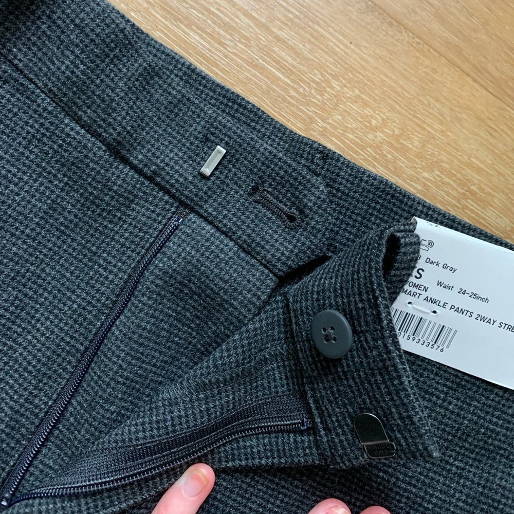 NWT Uniqlo Dress Pants